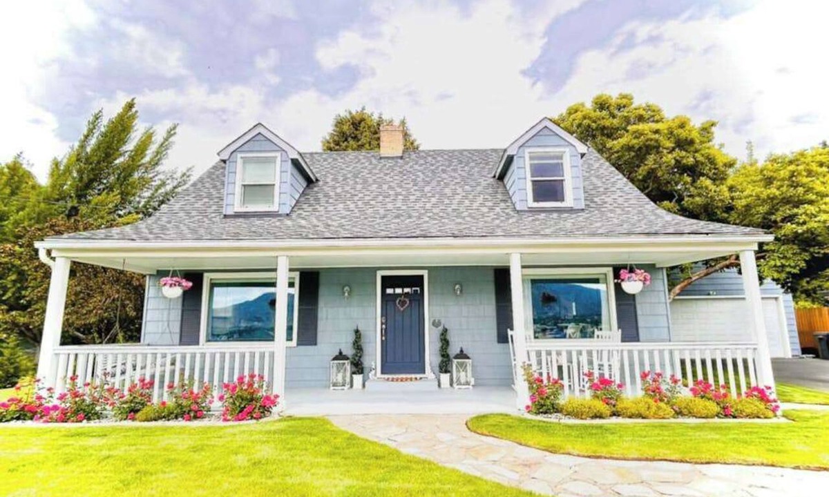 Monitor House | 4BR family friendly house with pool, hot tub, W&D