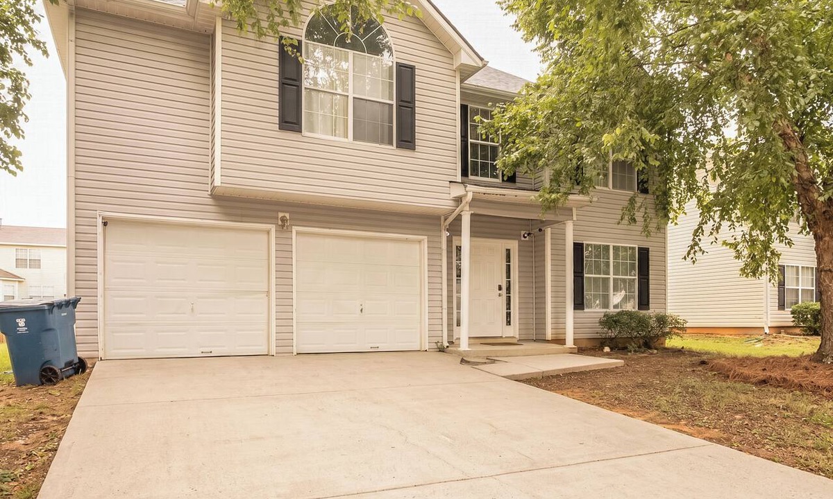 McDonough House | Advance Home