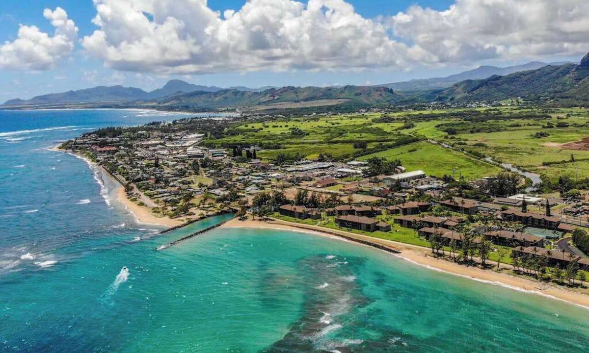 Kapaa Condo | August Sale! Kapaa Condo with Free WiFi, Shared Pool & Grill Close to Beaches