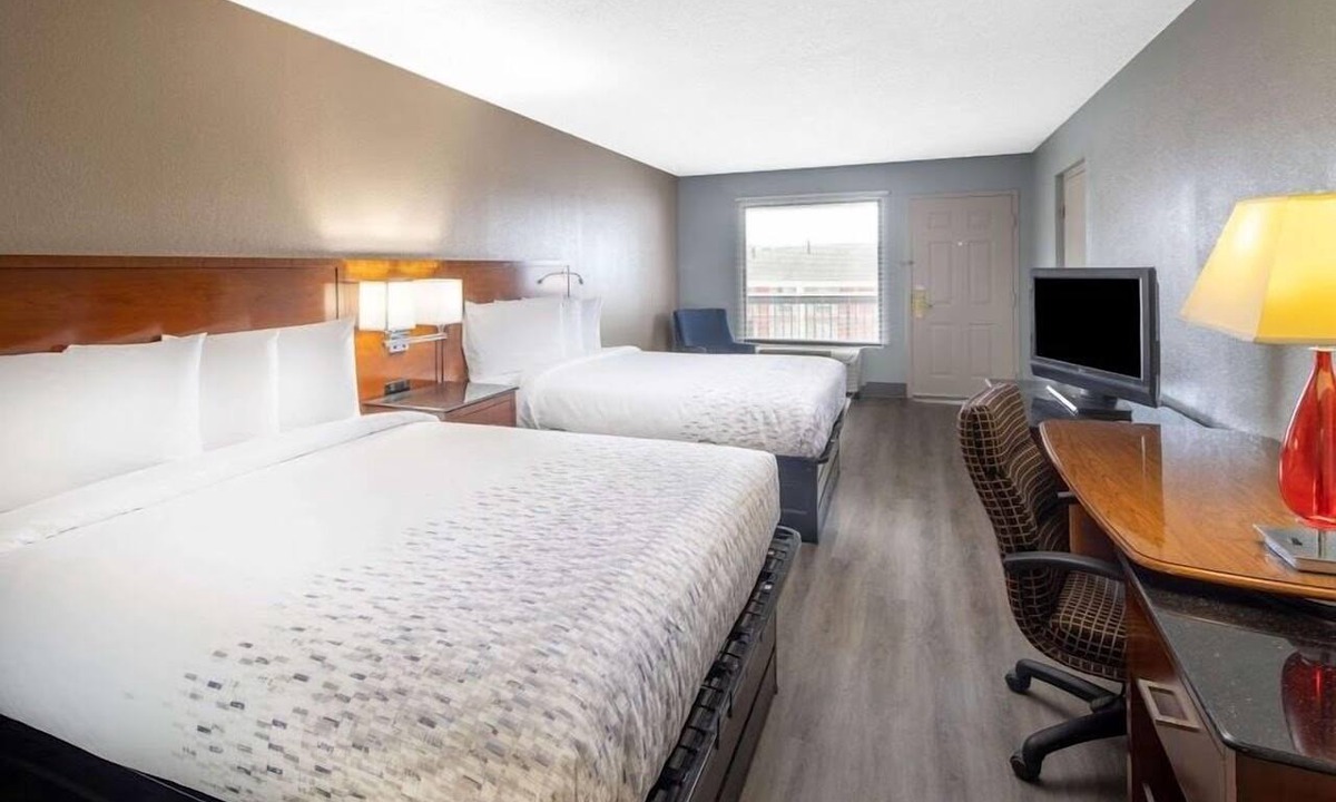 Covington Hotel | Bamont Inn