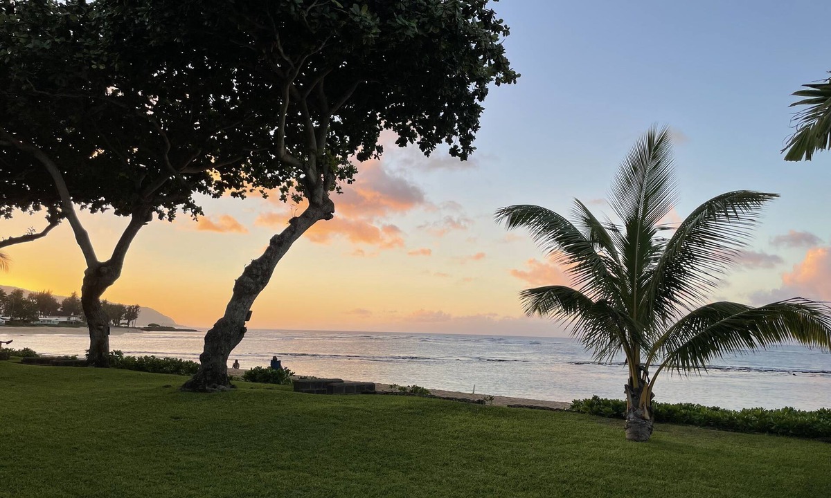 Waialee Condo | Beachfront top-floor unit on Oahu's north shore!