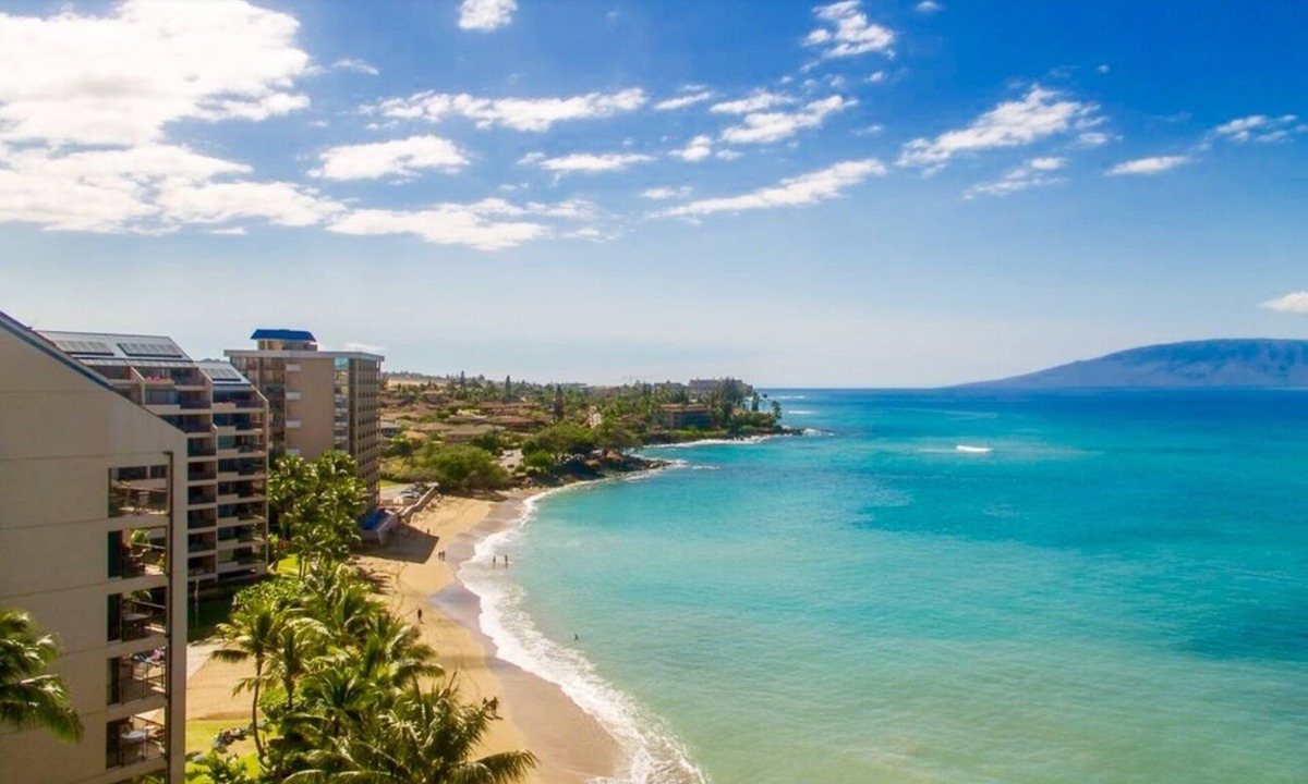 Kahana Resort | Check out our Summer Discounts and Fantastic Views!