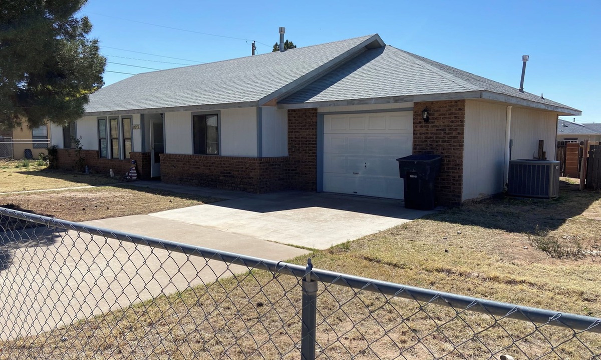 Alamogordo House | Comfortable home in Alamogordo