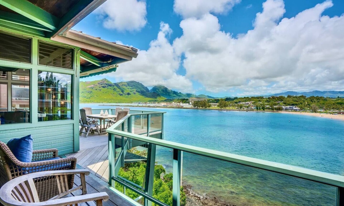 Lihue Condo | Direct Oceanfront Kalapaki Beach Home, Wrap-Around Lanai, A/C, Views, Sleeps 8