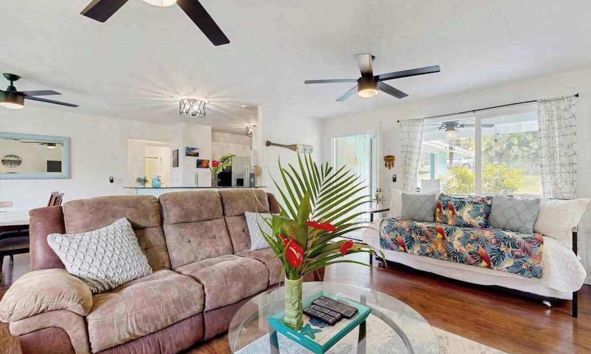 Kapoho House | Dog-Friendly Pahoa Home Near the Ocean with Lanai, W/D & WiFi