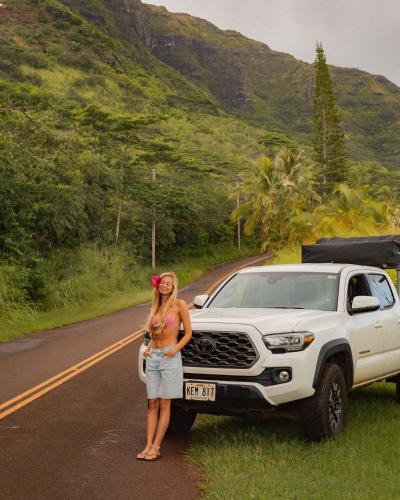 Anahola Other | Escape It All Rooftop Glamper fully equipped Tacoma