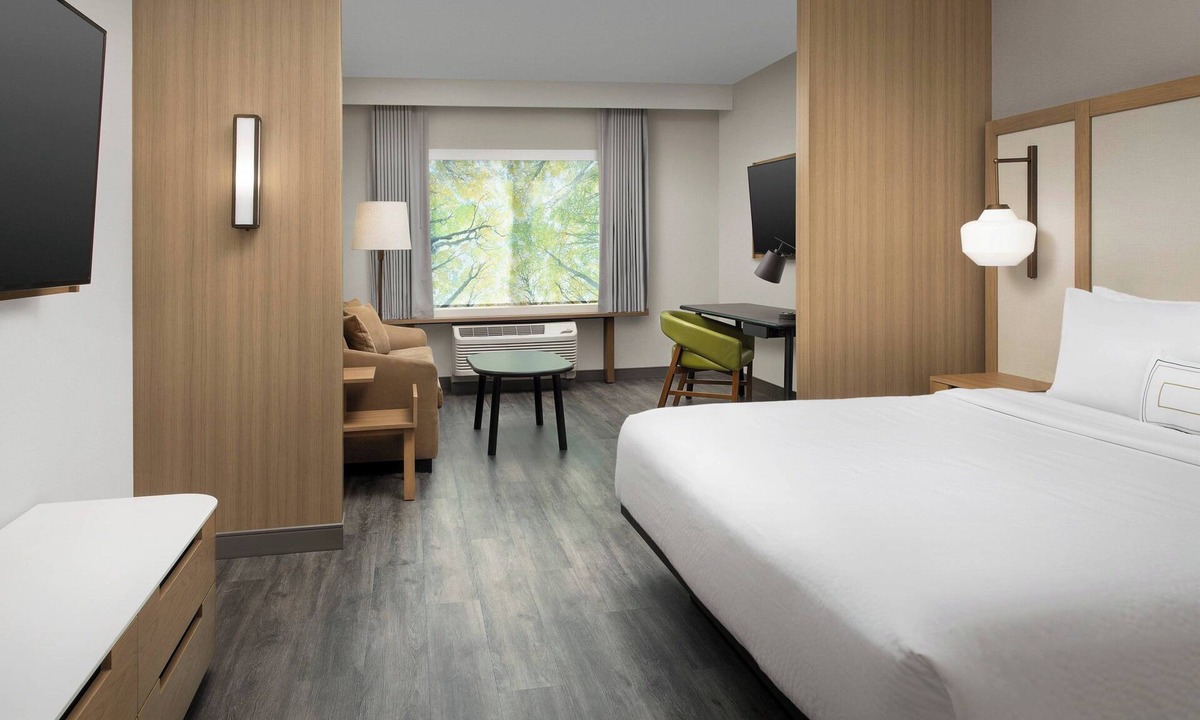 Gainesville Hotel | Fairfield Inn & Suites by Marriott Gainesville I-75