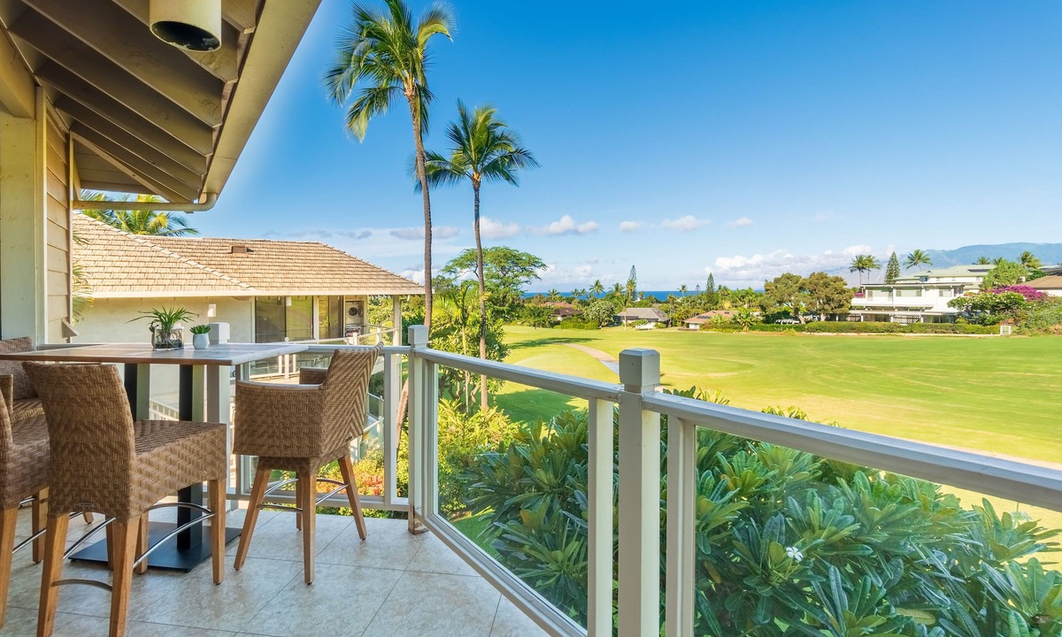 Wailea Condo | Gorgeous Luxury Ocean View Top Floor Corner Unit, AC, Pool, Free Parking, Wifi