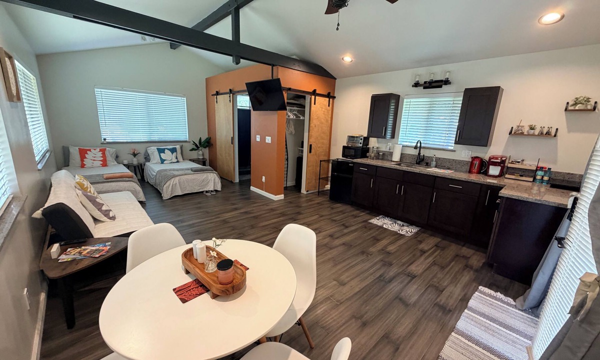 Keaau Apartment | Great for nature lovers quiet and calm. Auto gat, security cameras.