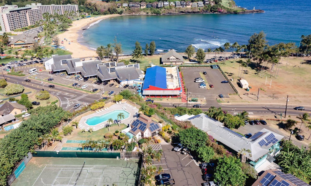 Nawiliwili Apartment | Ground floor Banyon Harbor B17