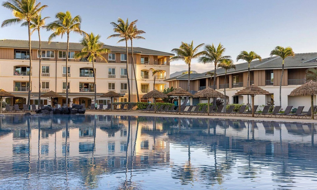 Poipu Resort | HGVC Resort - 2 bed 2 bath unit @ The Point At Poipu