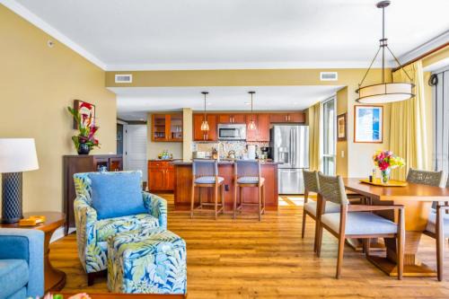 Honokowai Apartment | Honua Kai 3 FREE Rental Cars KBM Resorts Wrap Around Lanai 3 Units 7 Bedrooms HK ML-3437