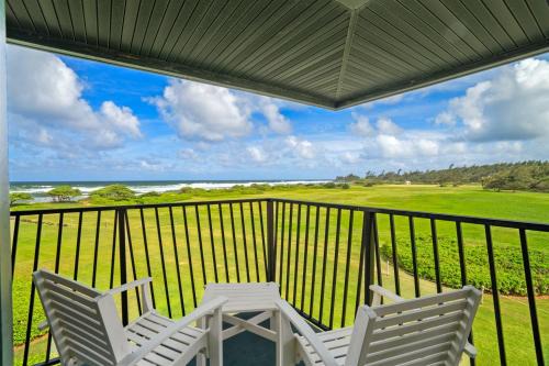 Hanamaulu Resort | Kauai Beach Resort Ocean View Pools, Waterslide, Hot Tub, Spa, King Bed, AC