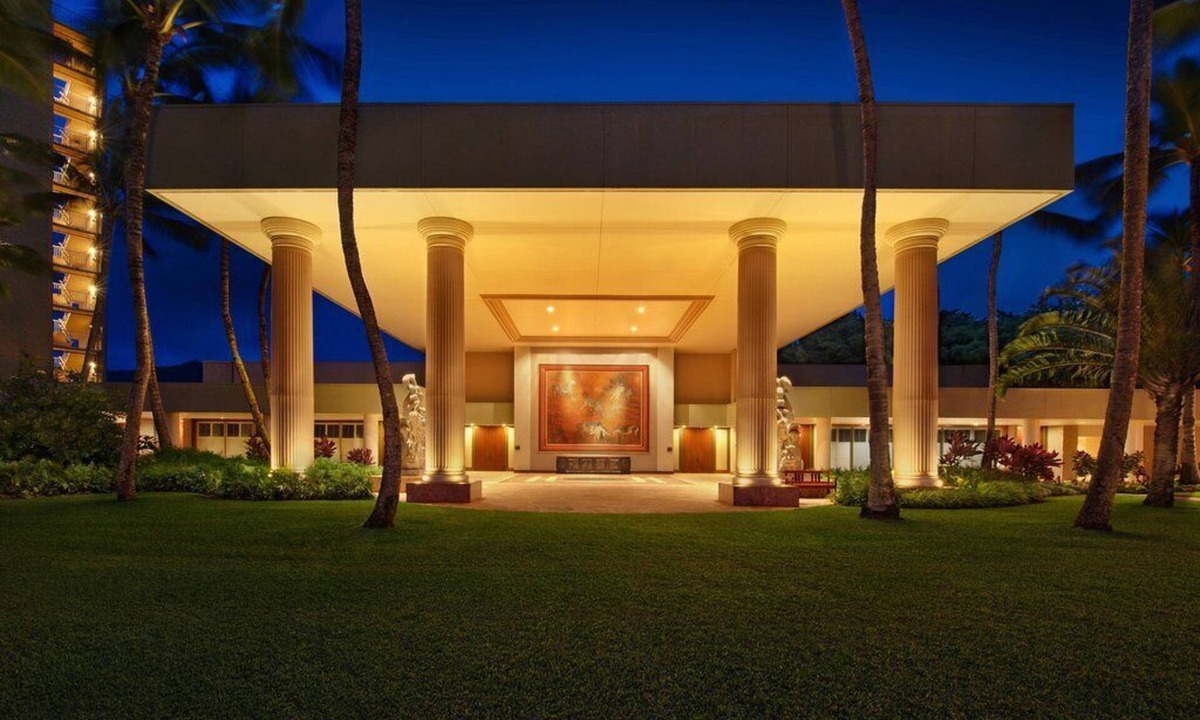 Lihue Apartment | Kauai | Kauai Beach Escape | Pool & Beach