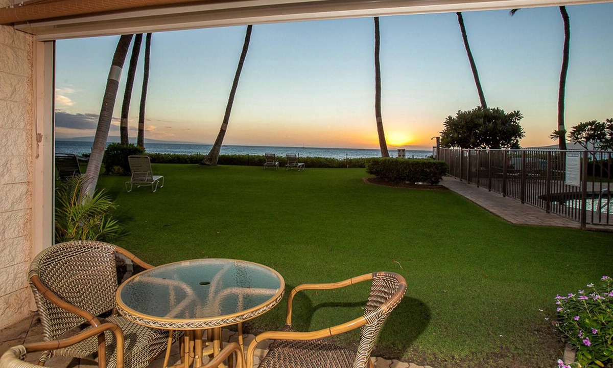 Kihei Hotel | Kihei Beach #102 by Ali'i Resorts