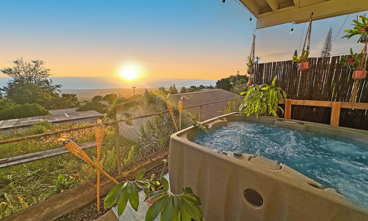 Kalaoa House | Kona Oceanview Retreat: 2 Hot Tubs, Game Room-15 Min To Beach