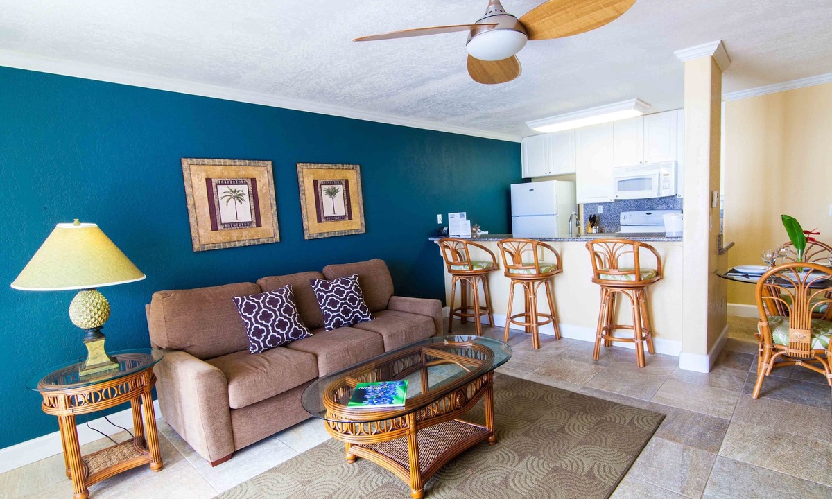 Historic Kailua Village Condo | Kona Reef, A Raintree Vacation Club Resort