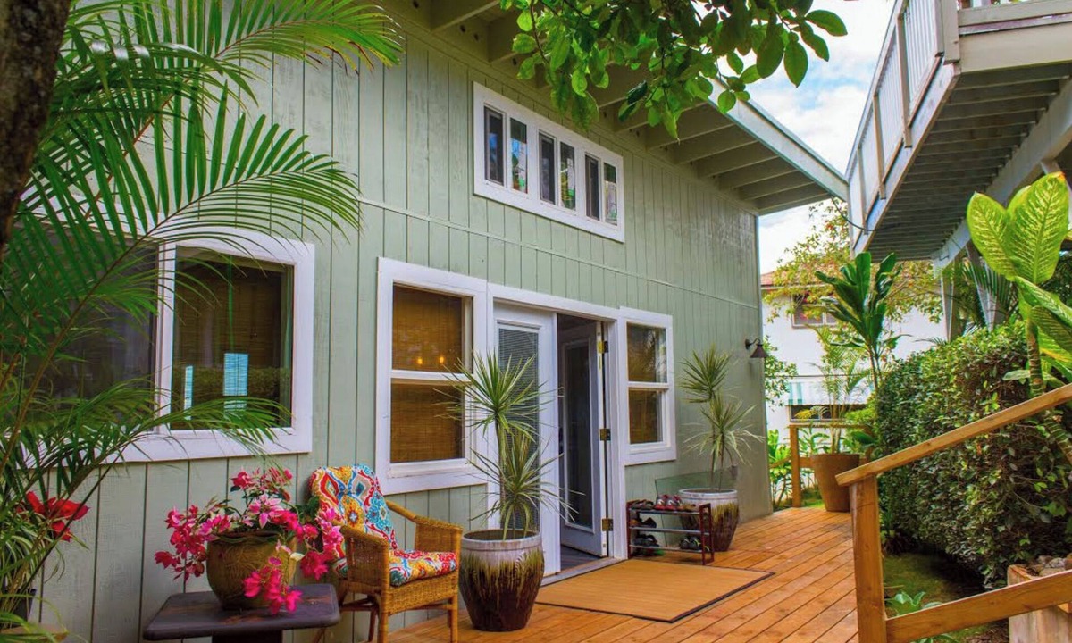 Aiea House | Kt Aloha Awaits You Up On The Hill