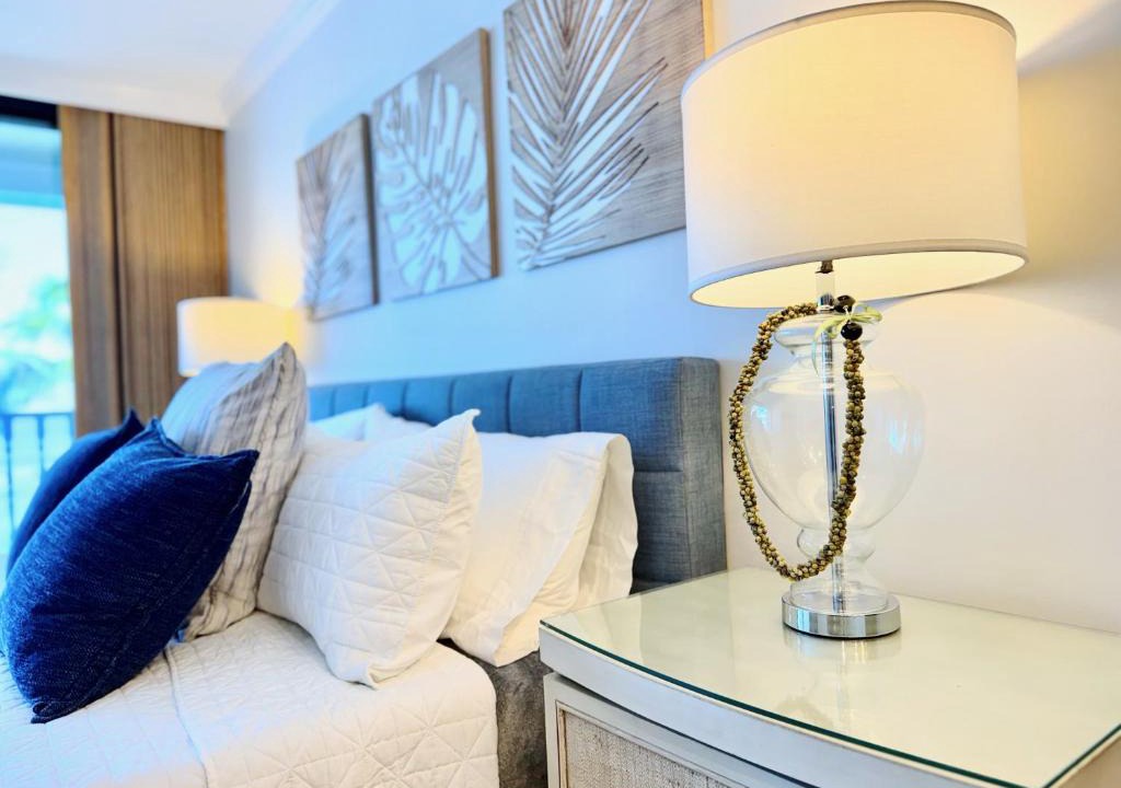 Historic Lahaina Front Street Apartment | Lahaina Shores Oceanfront Studio