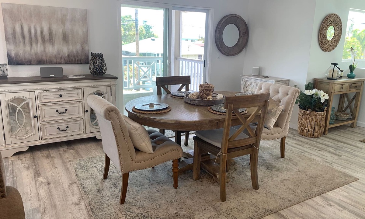Coconut Grove House | Luxury Coconut Grove, Kailua Vacation Home