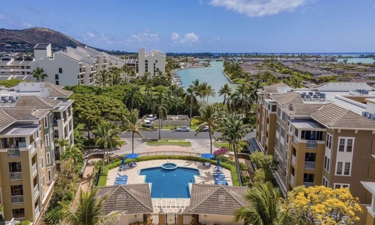 Portlock Condo | Luxury Condominium in Peninsula at Hawaii Kai