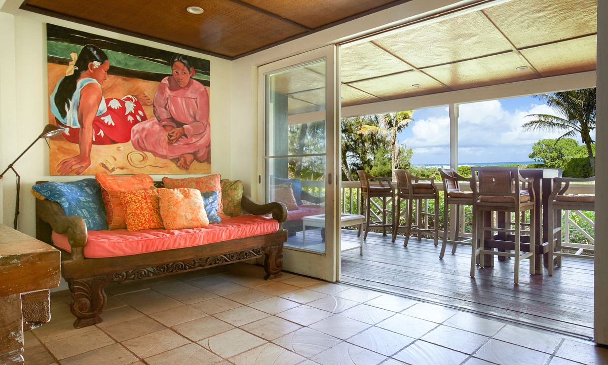 Waialua House | Mokuleia Beach House - Your Escape on the Beach!