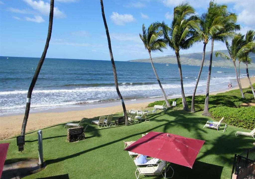 Kihei Apartment | Nani Kai Hale # 204 Beachfront, Hotel District!