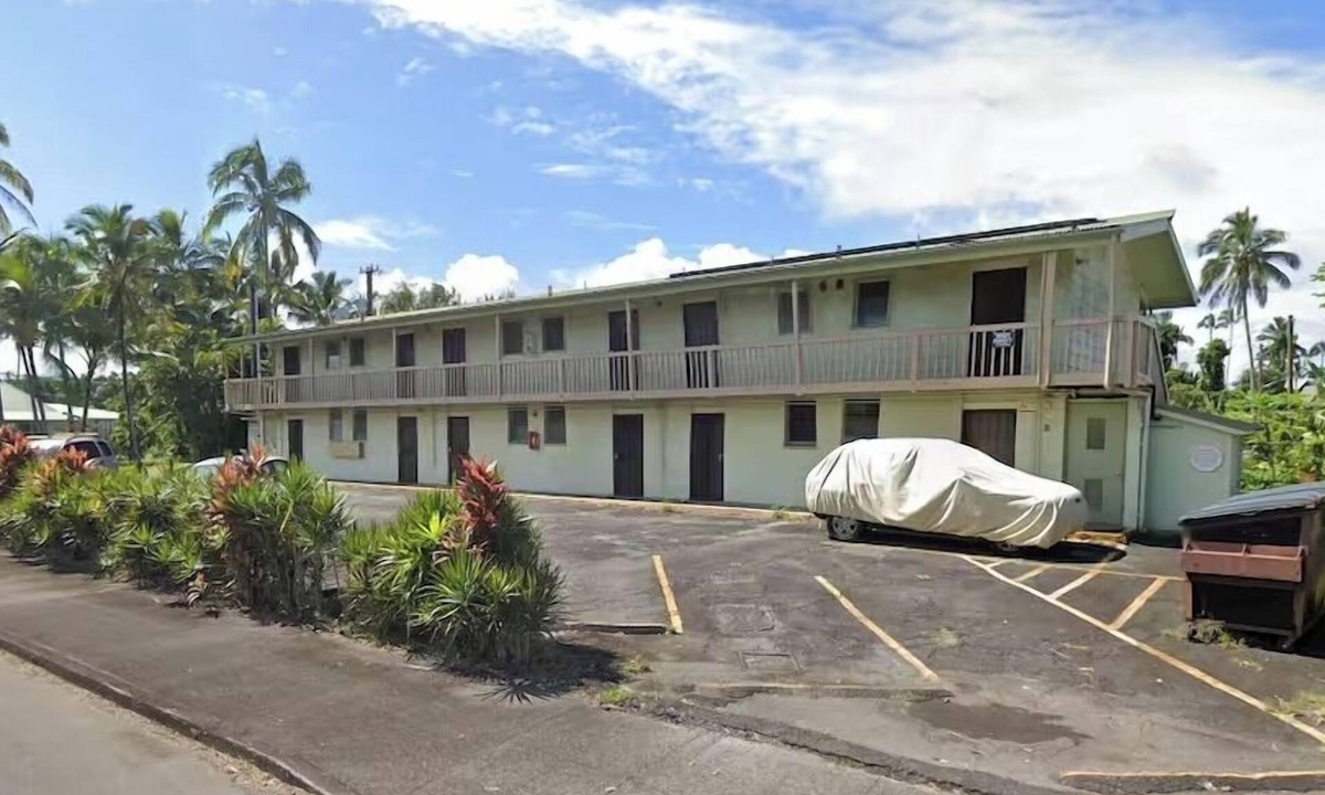Keaukaha Apartment | Ocean View Balcony 2BR Near Beach and Downtown