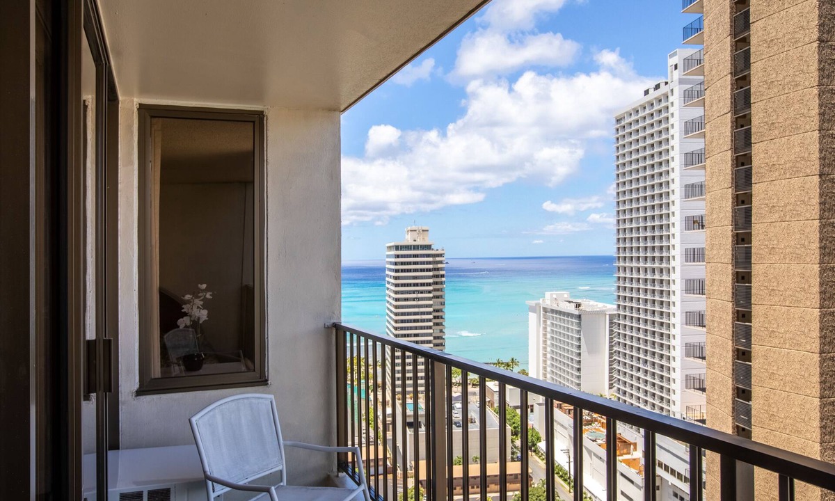 Waikiki Condo | Ocean View Condo | Aston Waikiki Banyan 1BPO3 – Pool & Hot Tub