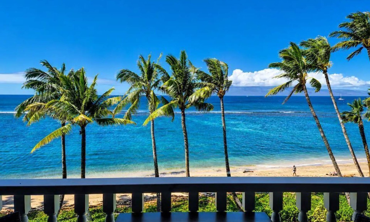 Historic Lahaina Front Street Condo | Oceanfront Maui Escape! Panoramic Views, Pool, Hot Tub & Steps to Beach