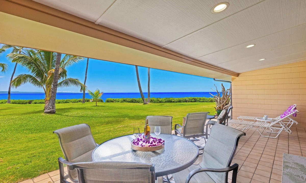 Historic Lahaina Front Street House | Oceanfront Puamana 9-2 4BR – Beach at Your Door