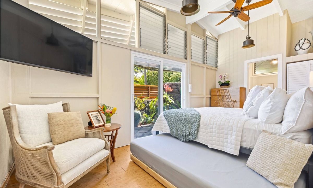 Poipu House | Oceanview Cottage | Walk to Poipu & Brennecke's Beach
