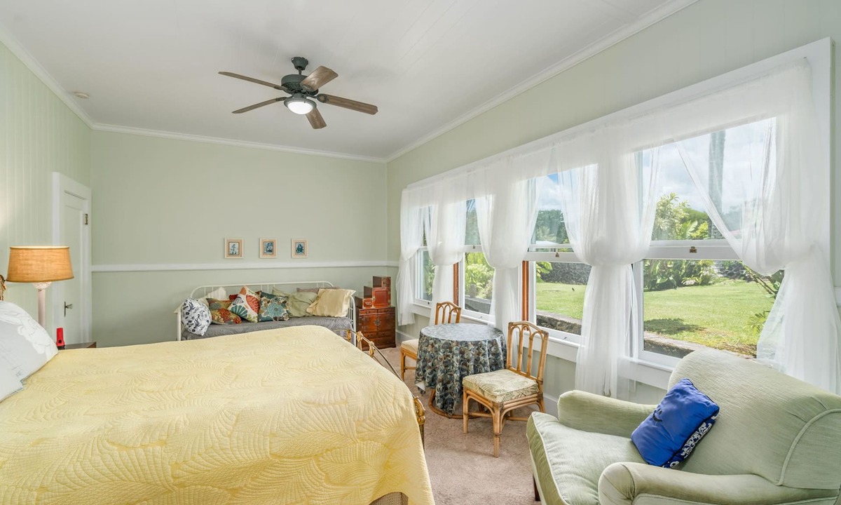 Hilo Bed & Breakfast | Old Hawaiian B and B
