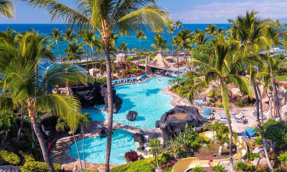 Kulalani House | ❤️PiH❤️ Hawaiiana Escape★Free 2026 Hilton Resort Passes★Beach Club Access★Near Pools