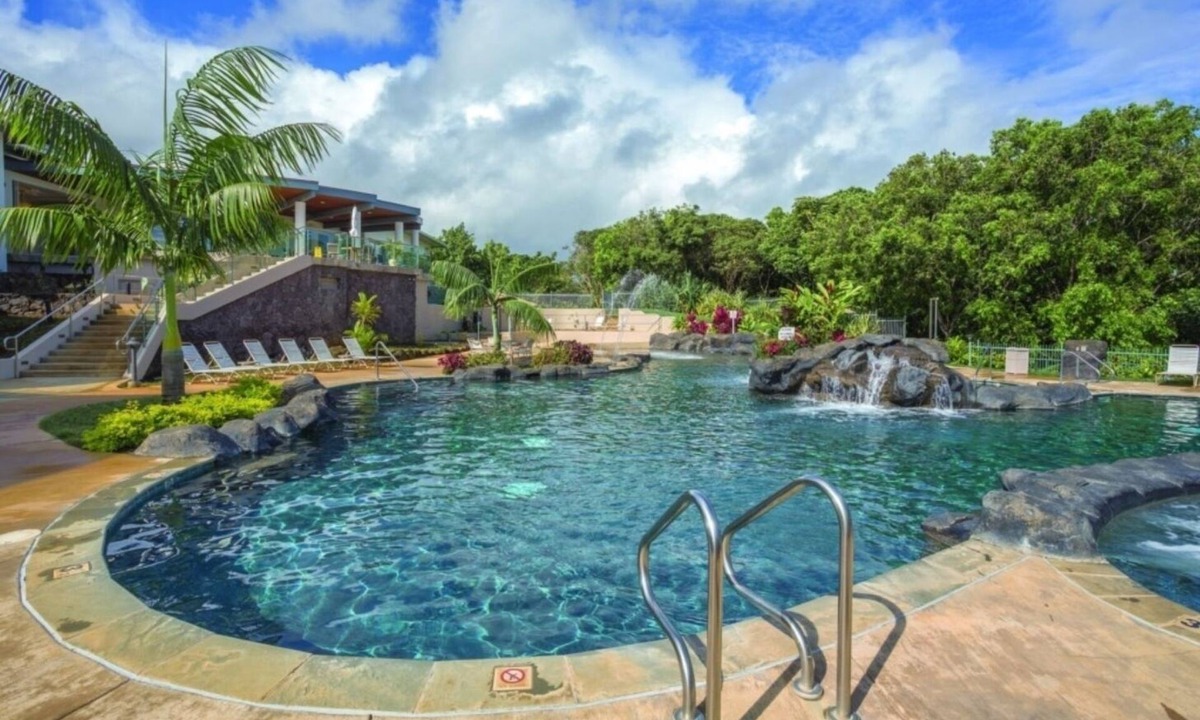Princeville Resort | Princeville | Pool & Island Views | Tropical Escape Stay