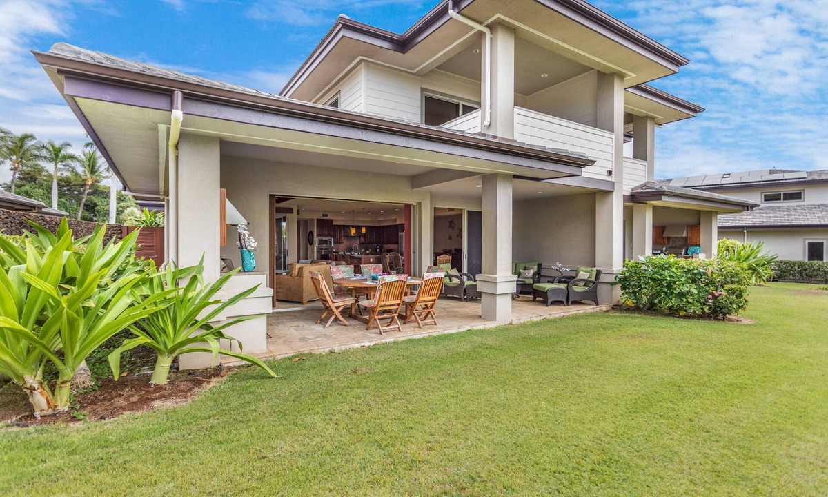 Kamuela House | Private, Cozy Escape in The Villages! Steps to The Shops, Moments to the Beach