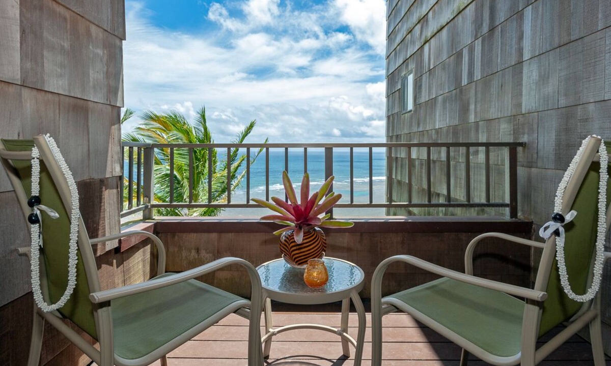 Princeville Condo | Private Top Floor Retreat w/Incredible Ocean Views from Every Room