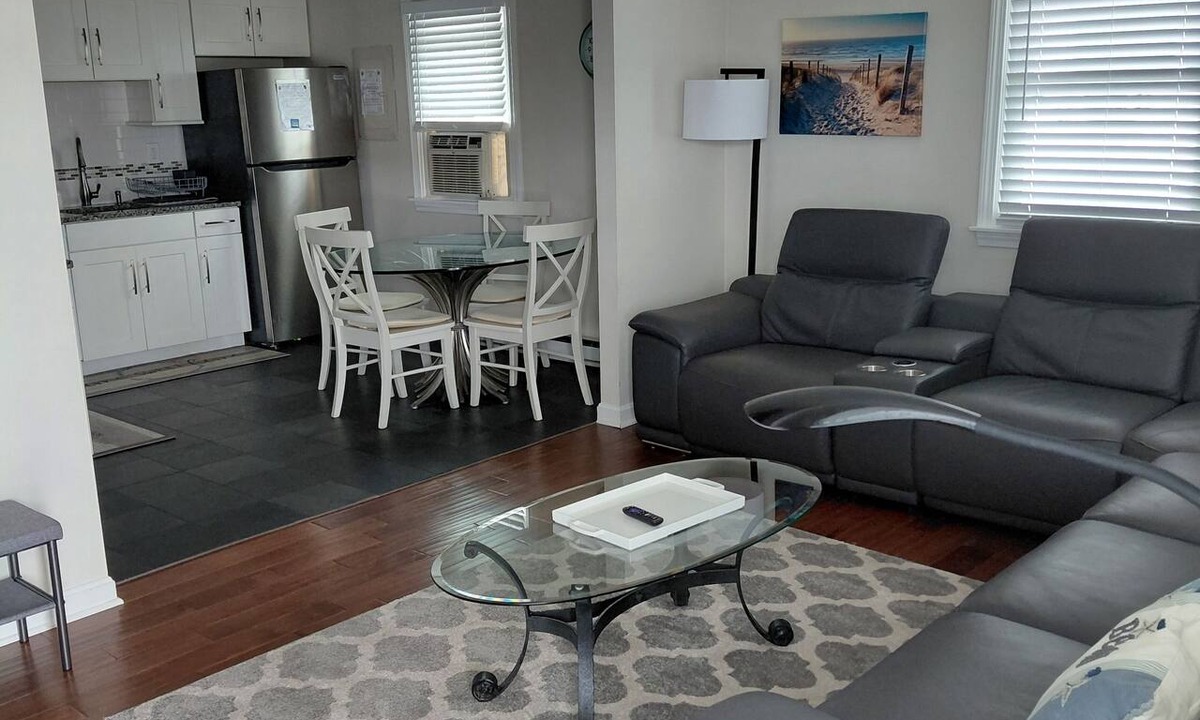 Seabrook Apartment | Seabrook Beach WINTER RENTAL 9/4/26-5/31/27 2500/month ONLY IF RENT ENTIRE TIME