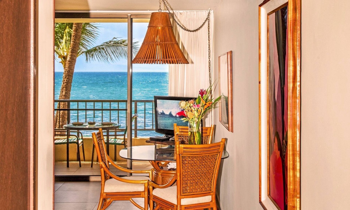 Kihei Condo | 🤙 Sept-Oct-Nov SPECIALS PLUS VRBO discounts 🏝️ at the LIVE ALOHA SUITE