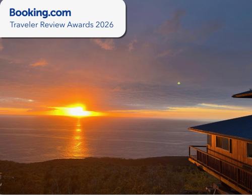 Captain Cook House | Serenity Hale