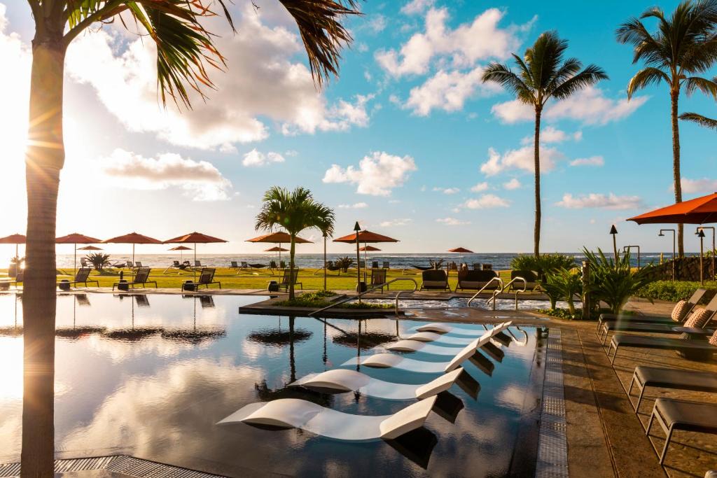 Wailua Hotel | Sheraton Kauai Coconut Beach Resort