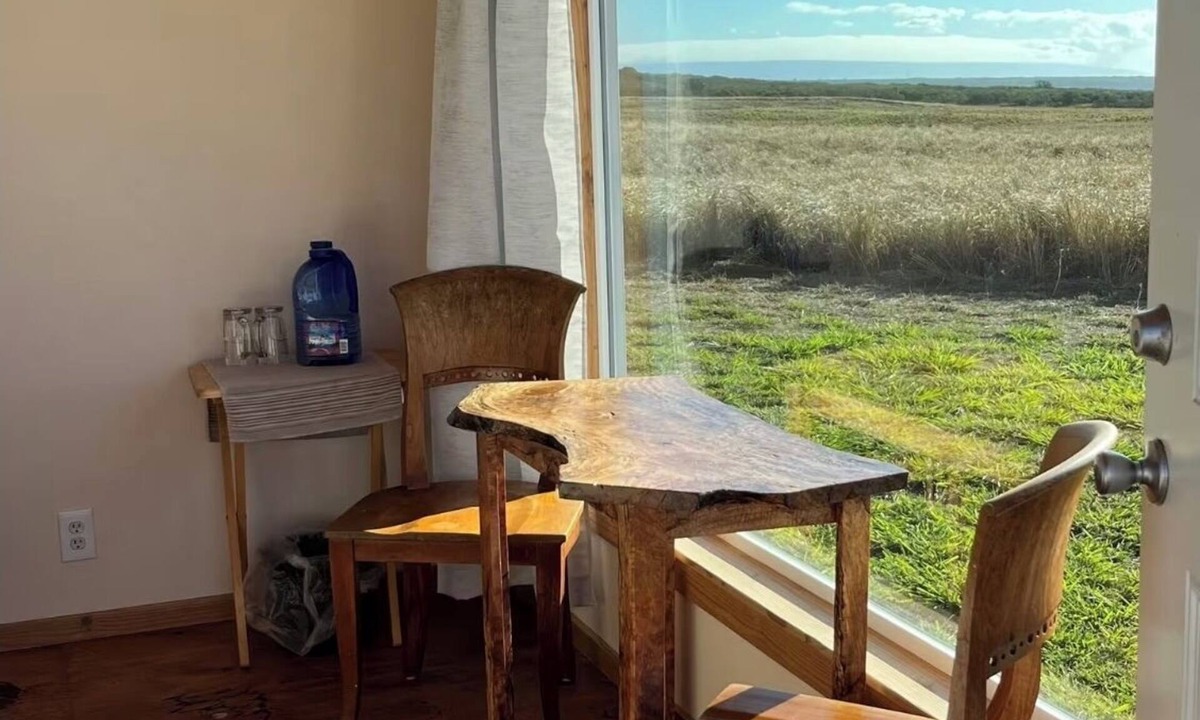Naalehu Apartment | Simple yet enchanting abode