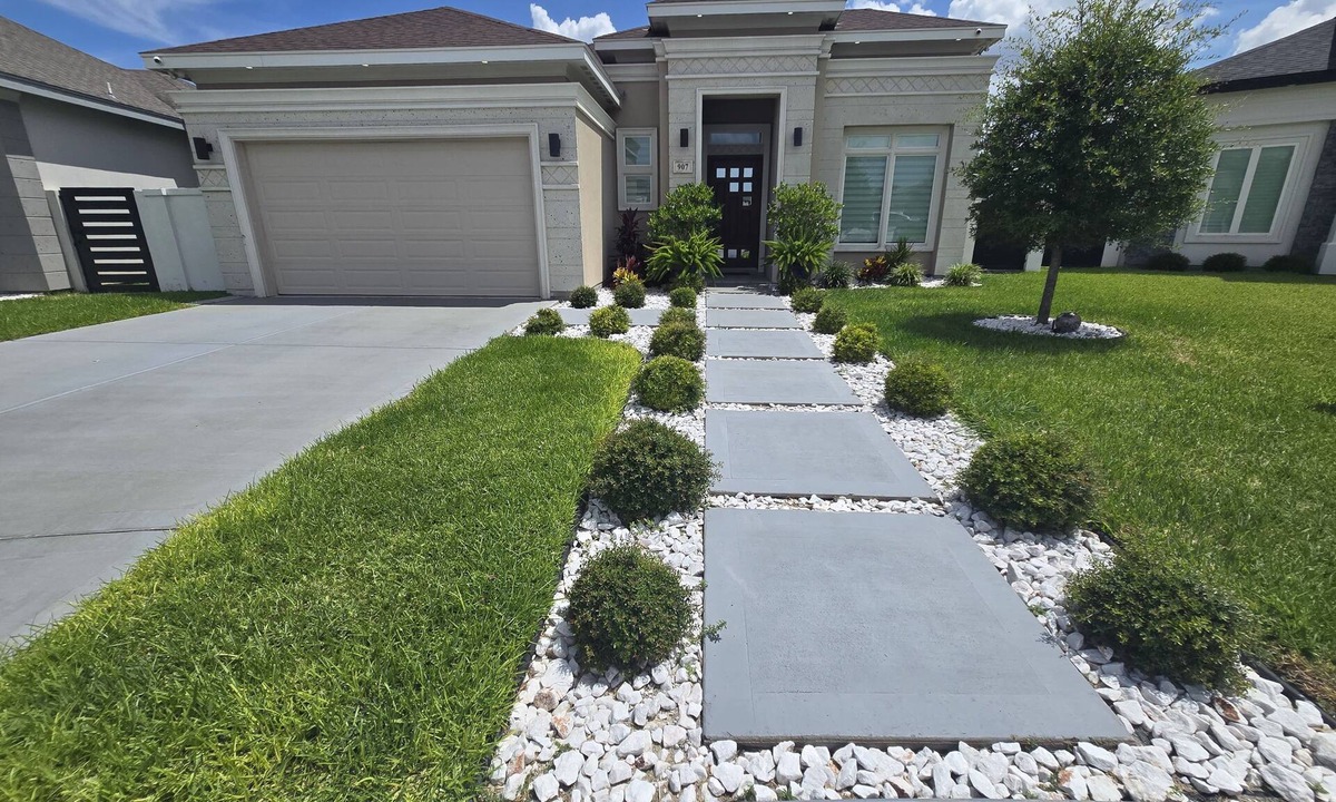 Pharr House | Spacious, Comfortable Texas Stay for Extended Business & Family Visits.
