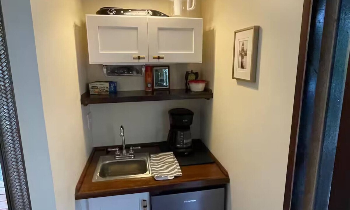 Kehena Apartment | Still Point Guest House