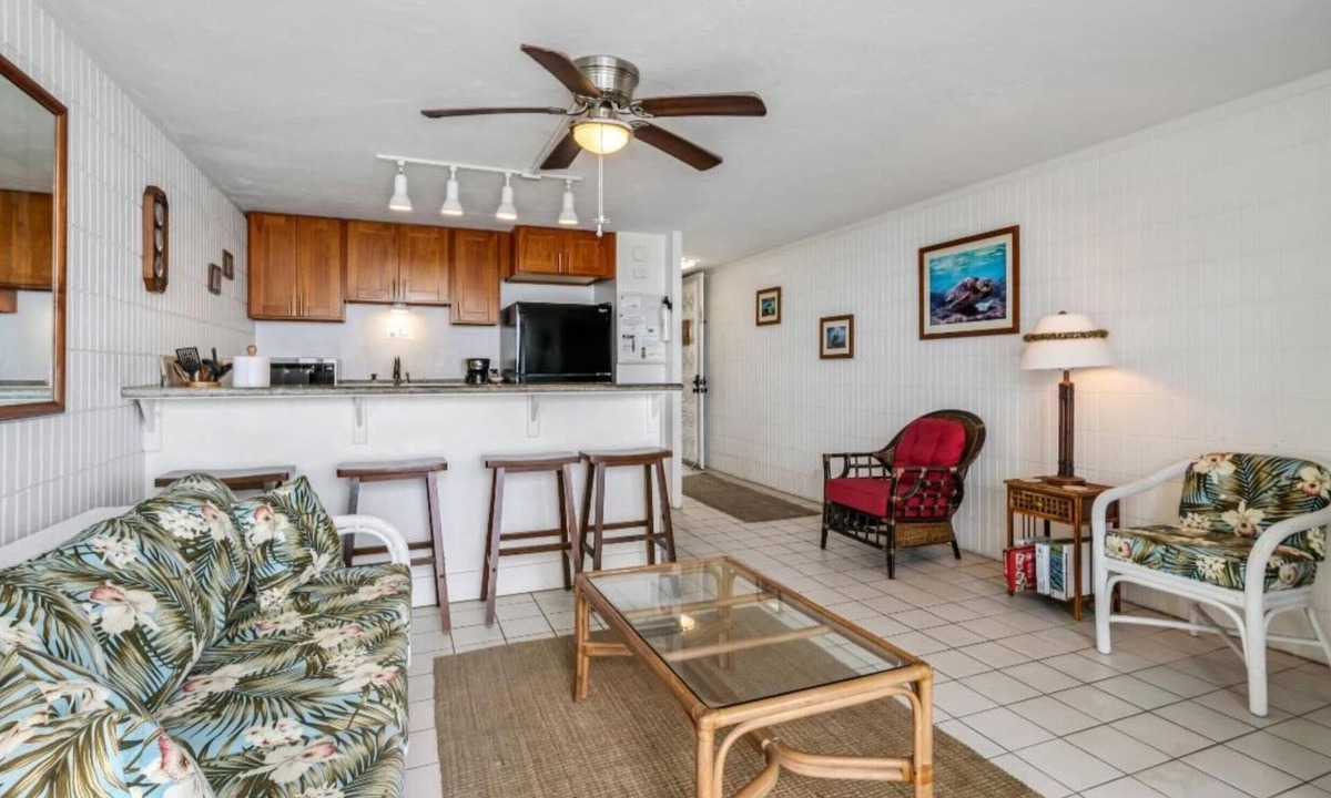 Punaluu Condo | Stunning Oceanview Condo on Oahu at Punaluu