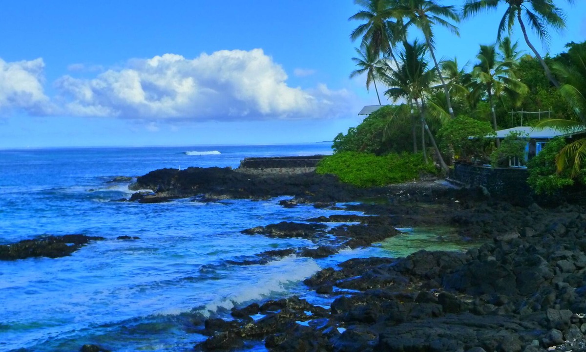Kailua-Kona Condo | Tropical Paradise Awaits: Stunning Hawaii Condo with Ocean Views!
