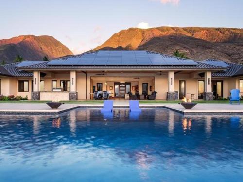 Historic Lahaina Front Street Villa | Villa with pool extraordinary view in Lahaina