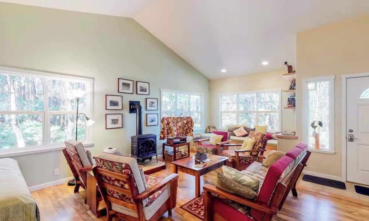 Volcano House | Volcano Retreat with Full Kitchen, Gas Fireplace & Lanais