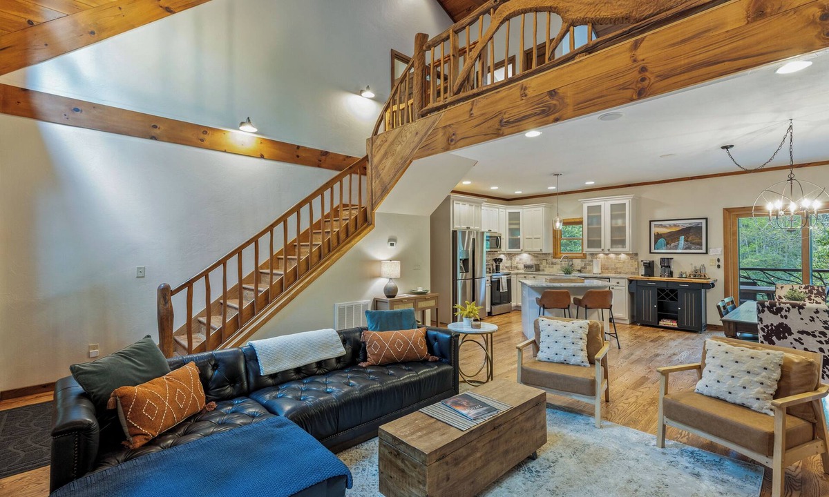 Sapphire House | Whisper Creek of Sapphire Valley