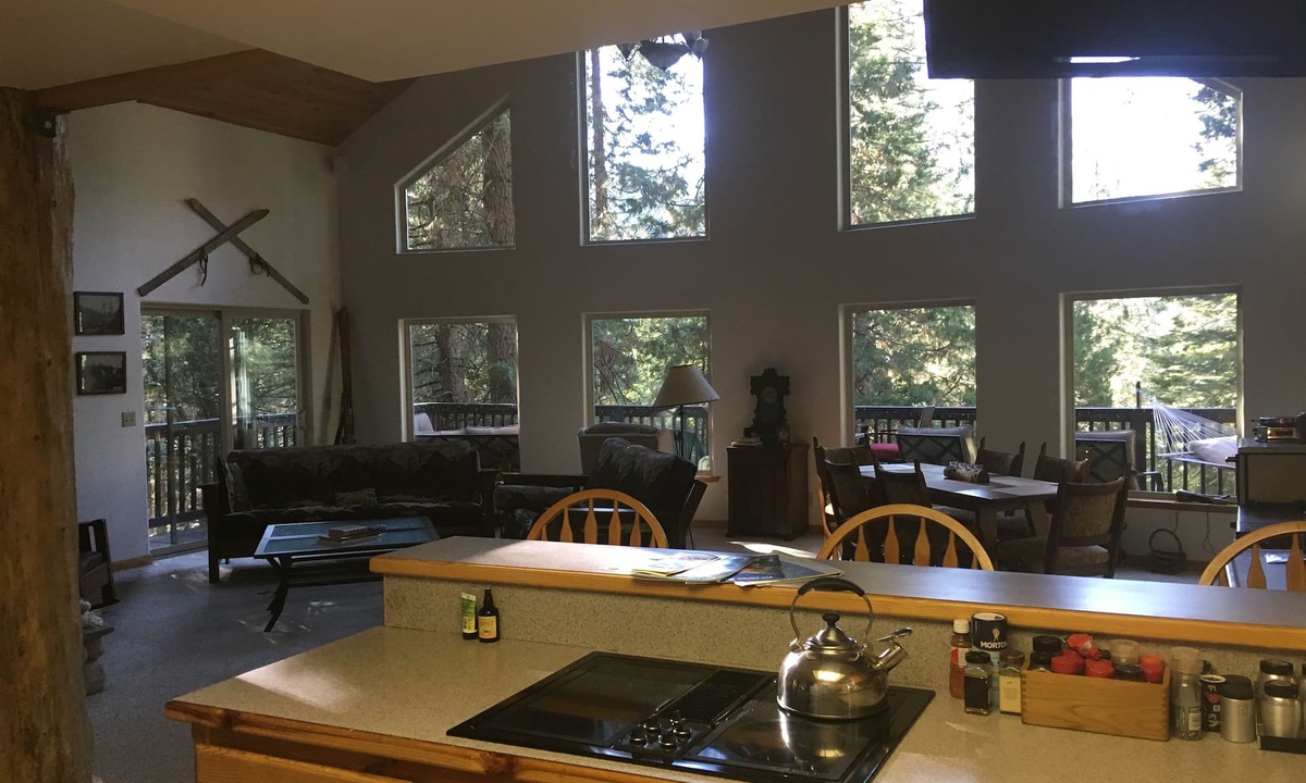 Sugar Pine Cabin | YOSEMITE Sugar Pine Cabin, 7 Miles To Park South Entrance 50 Amp EV outlet
